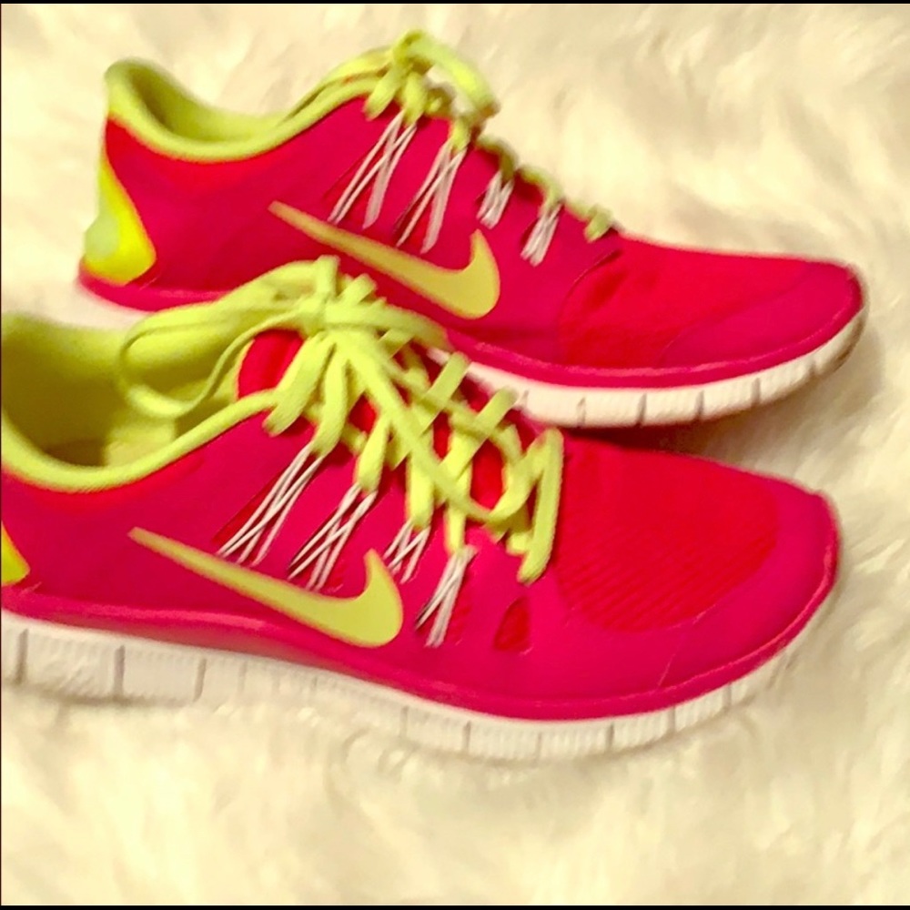 Nike raspberry and lime
